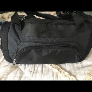Nike black duffle bag weekend bag gym bag